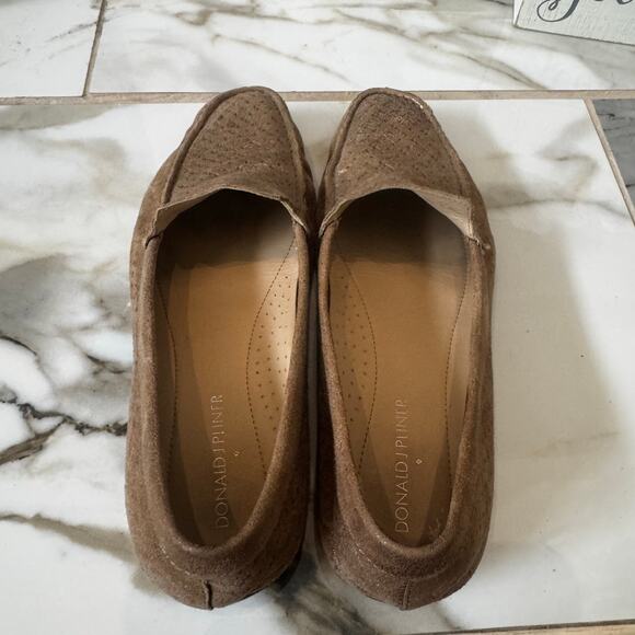 Donald Pliner Women’s Lula Loafer Metallic Bronze Gold Slip On Shoe Size 8.5 - Picture 4 of 10